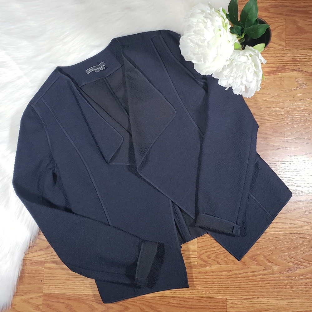 Vince asymmetric Boucle jacket in Navy
